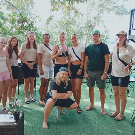 Sweed Dee Seaview Hostel Pulau Phi Phi Luaran gambar